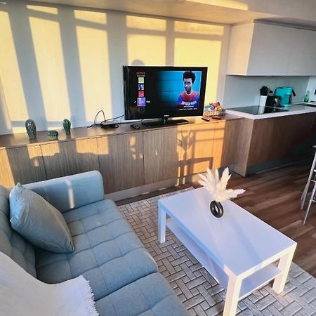 Cozy Condo In Downtown Toronto + Free Parking Buitenkant foto