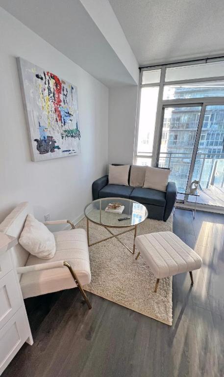 Cozy Condo In Downtown Toronto + Free Parking Buitenkant foto