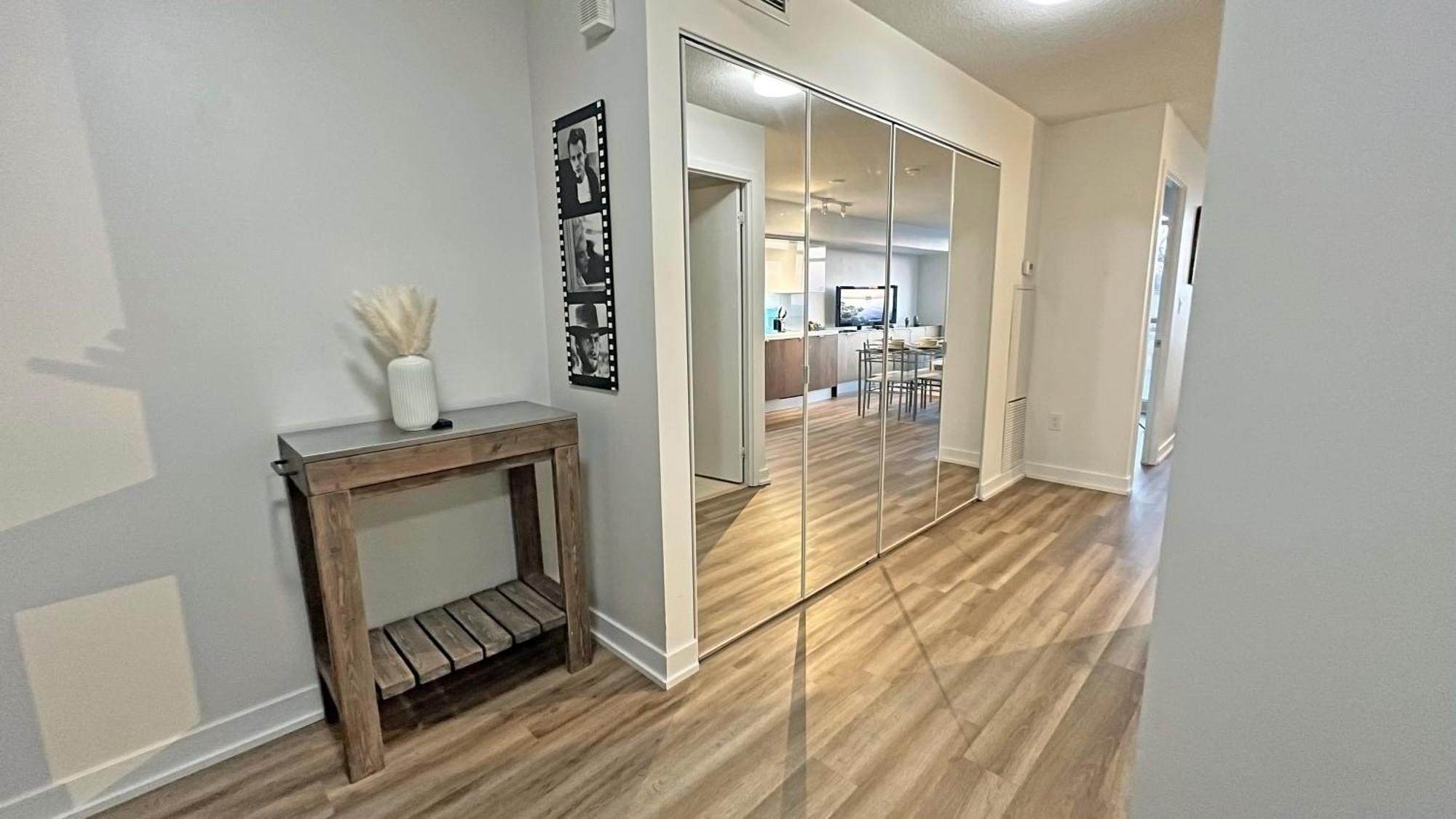 Cozy Condo In Downtown Toronto + Free Parking Buitenkant foto