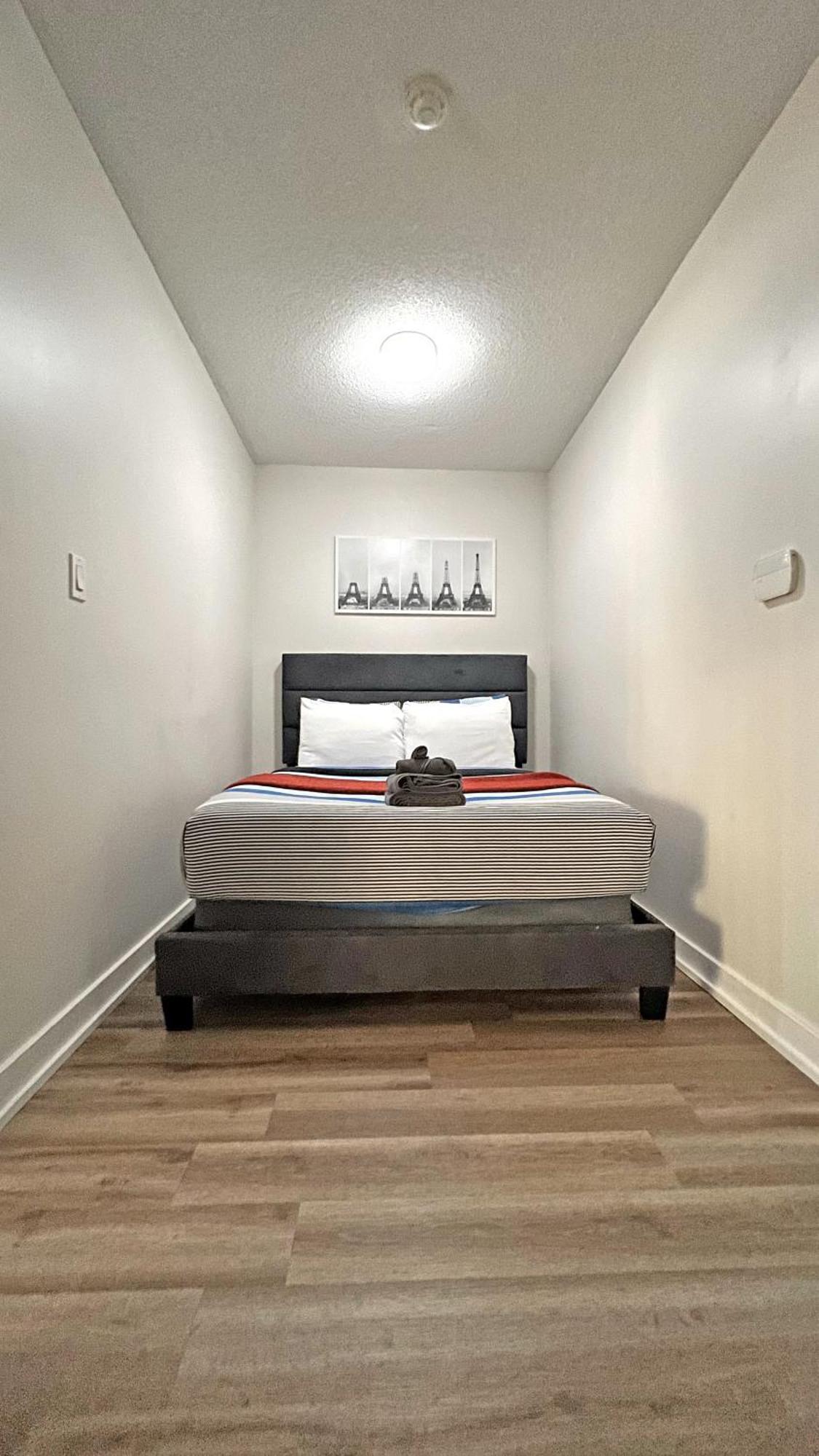 Cozy Condo In Downtown Toronto + Free Parking Buitenkant foto